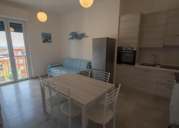 Bilocale Nuovo Con Vista Mare E Posto Auto Apartment Varraze
